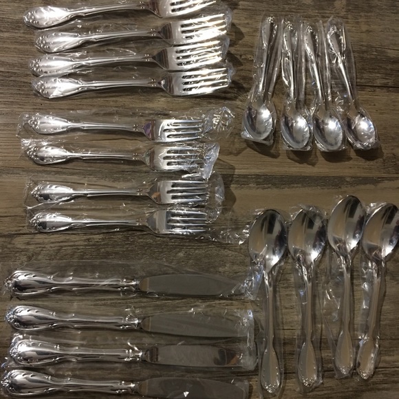 NORITAKE SERENADE JAPAN-SILVER ON STEEL 20 PIECE SETTING - Picture 3 of 6